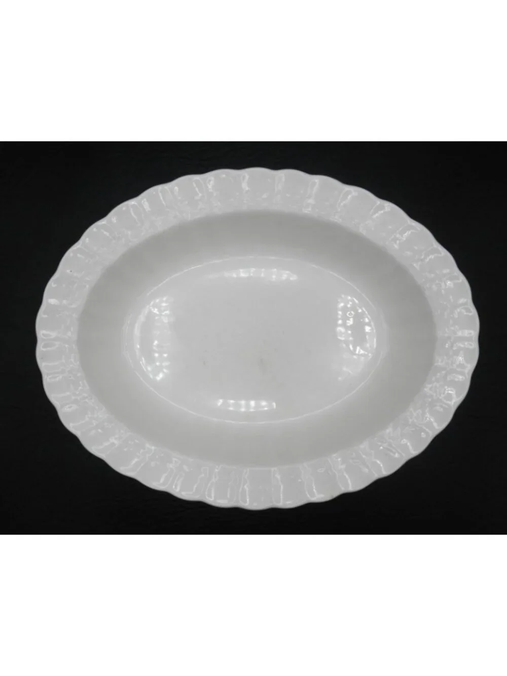Spode Chelsea Wicker 10 IN Oblong Vegetable Bowl Pattern Code: SP CHWI - FLAW